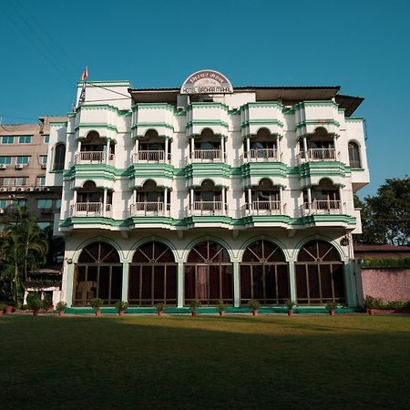Hotel Girdhar Mahal Indore Eksteriør billede