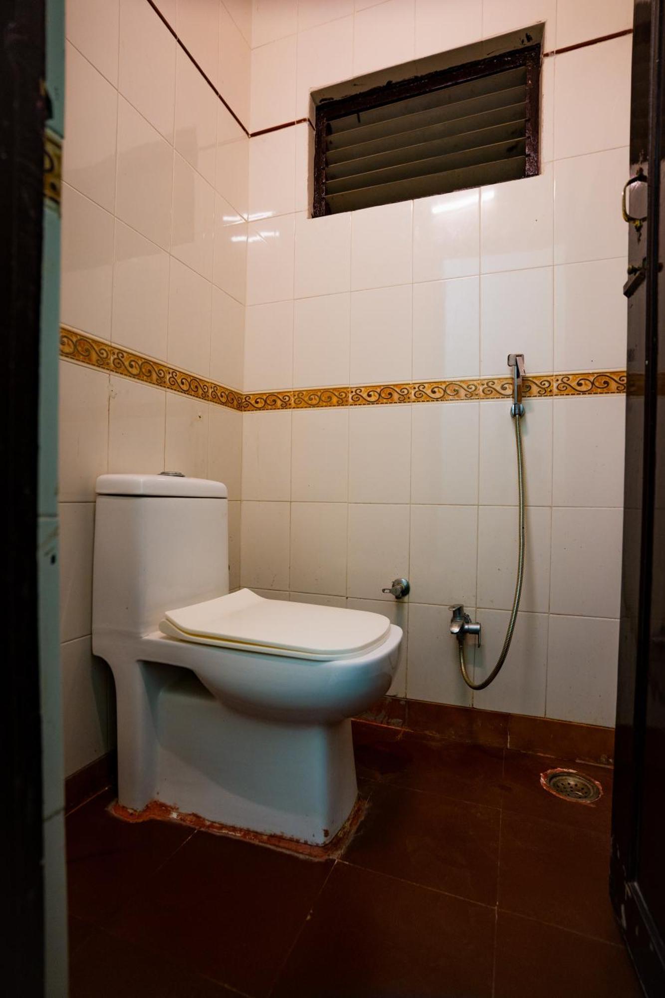 Hotel Girdhar Mahal Indore Eksteriør billede